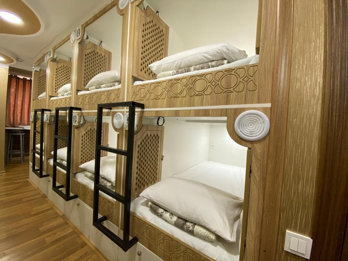 Budget Hotel And Hostel Tasken Kültér fotó